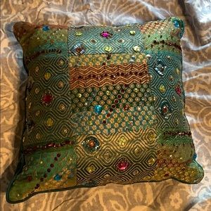 Throw pillow